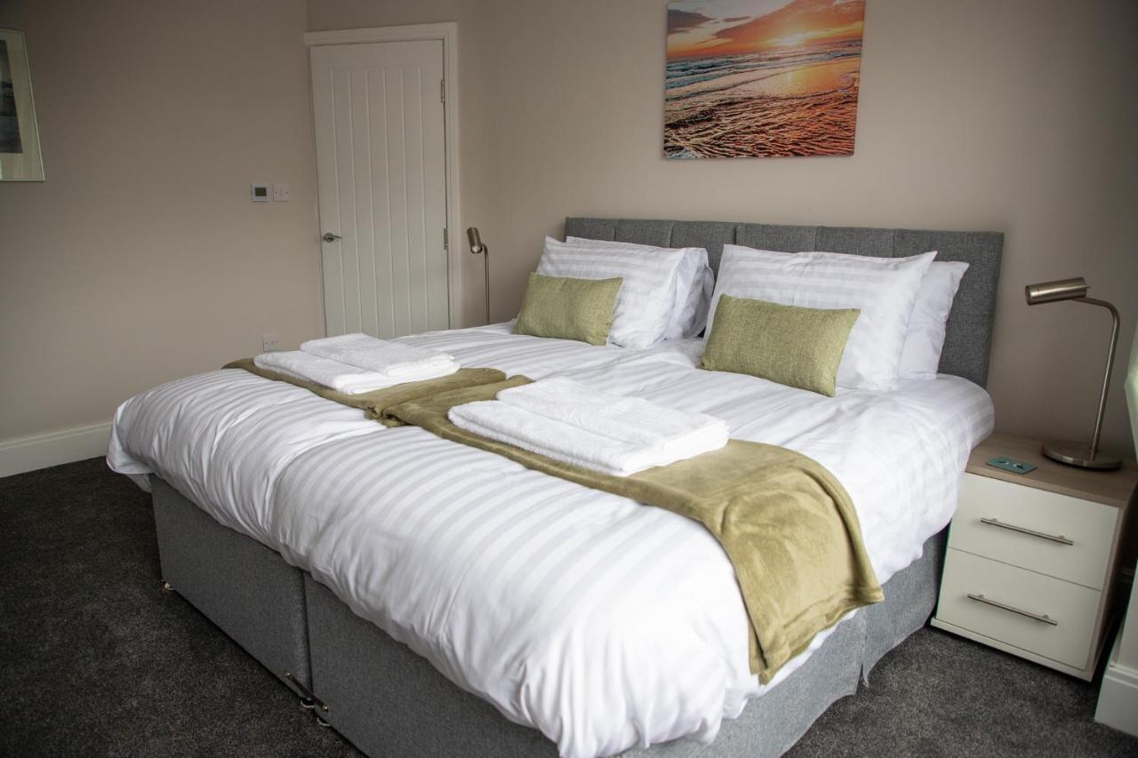 Wave Stays - Ground Floor Apartment - Outside Seating Area Cleveleys Extérieur photo