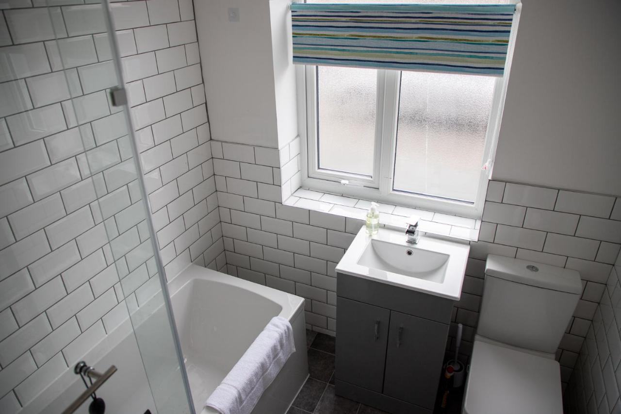 Wave Stays - Ground Floor Apartment - Outside Seating Area Cleveleys Extérieur photo